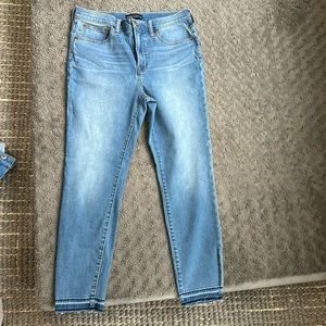J Crew Mercantile skinny jeans